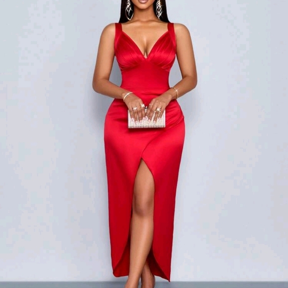 Women's Clothing, Wedding Party, Party, Red Glossy Fabric, Deep V-Neck - Picture 3 of 4